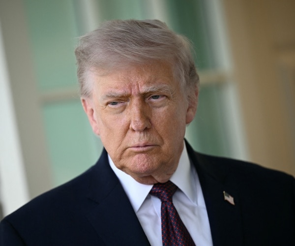 Trump Warns Iran to 'Get Smart Soon' on Deal