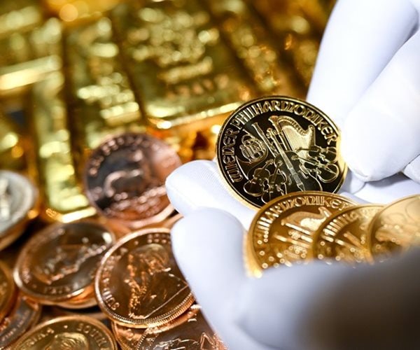 Gold Gains as Safe-Haven as Equities Fall, US-Iran Tensions Linger