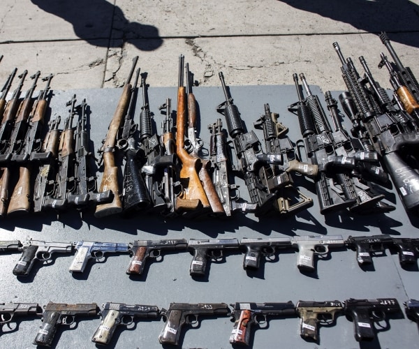 Dem Lawmakers Probe US Gun Exports Linked to Cartels