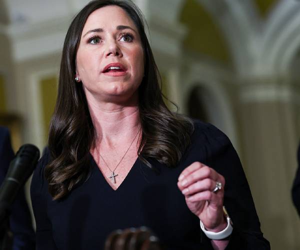 GOP Blocks Democrats' Bid to Fund TSA, FEMA Amid DHS Shutdown