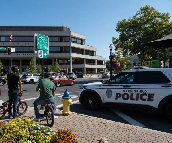 Springfield Resident Regrets Igniting Rumors About Pet Eating