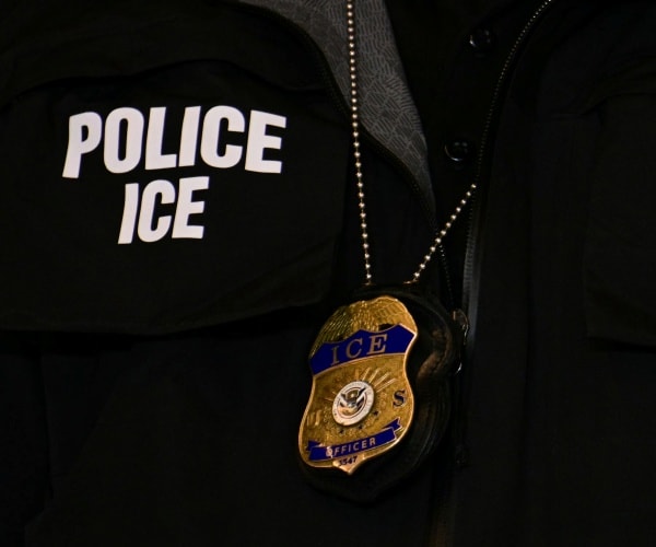 Emmer, Graham Defend Agents After Pretti Shooting