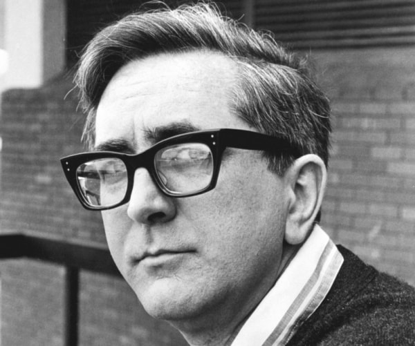 Len Deighton, Bestselling Spy Novelist, Dead at 97