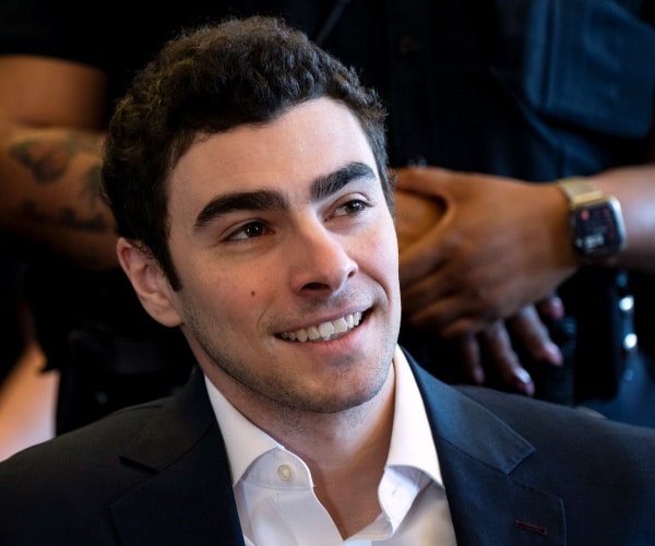 Luigi Mangione Due in Court in Bid to Delay Federal Trial Over CEO Killing