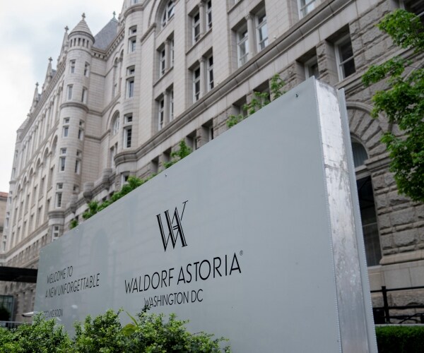 WSJ: Waldorf Astoria's Chinese Owners Plan to Sell Iconic NYC Hotel