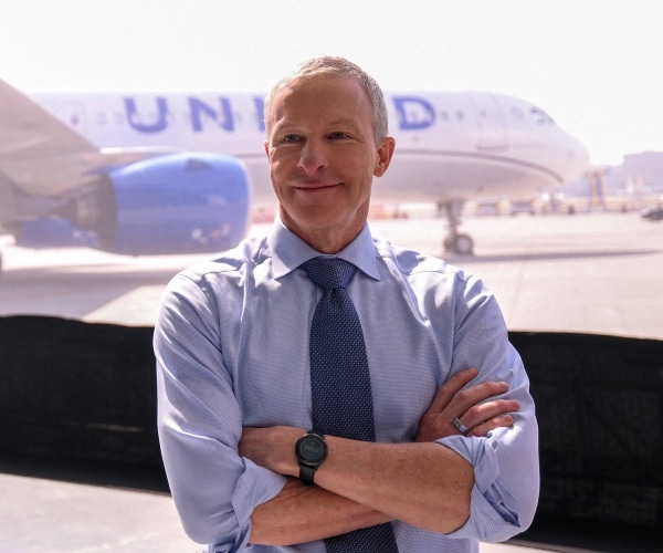 Report: United CEO Discussed American Merger With Trump