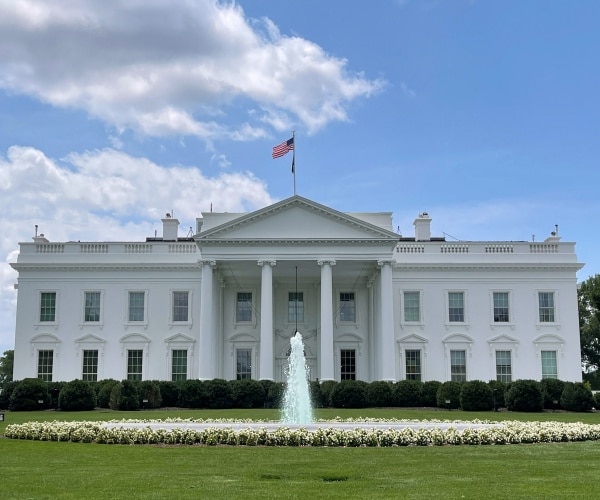 Secret Service Shooting Near White House Prompts Lockdown