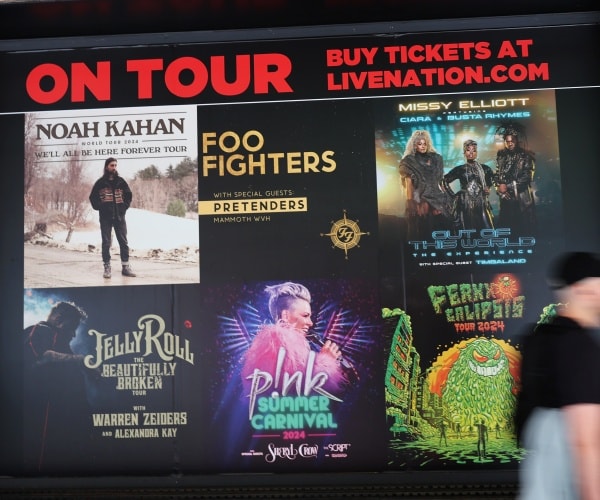 Tenn. AG to Newsmax: States Pushing to End Ticket Price Gouging