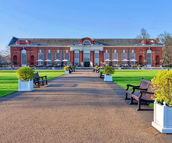 UK Police Assess Incident Near London's Israeli Embassy