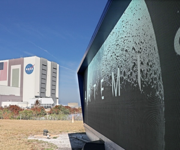 NASA Targets March 6 Moon Launch After Successful Fuel Test