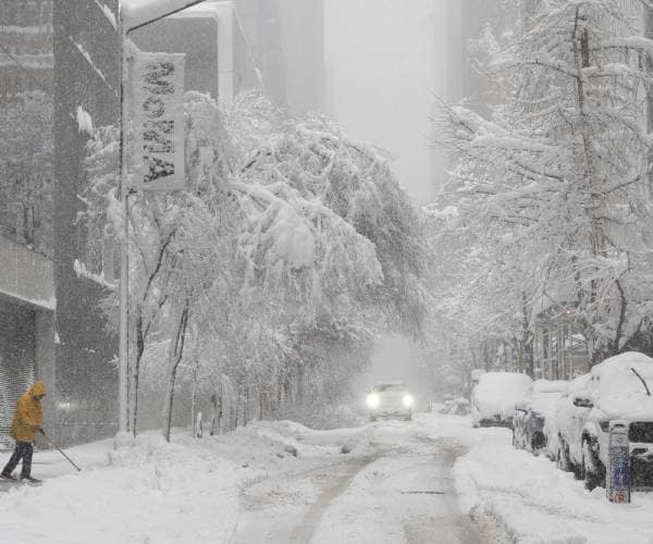 Bomb Cyclone Grounds Flights, 600K Lose Power in NE