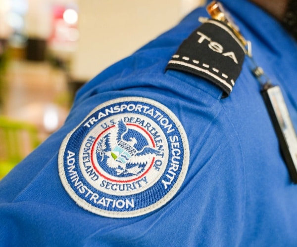 Protesters Mistake TSA Officers for ICE Agents at LA Restaurant