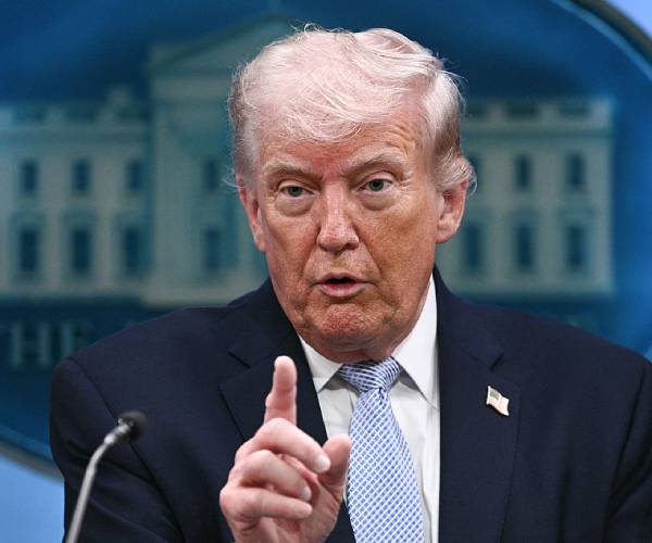 Trump Blasts WSJ Editorial on Iran War