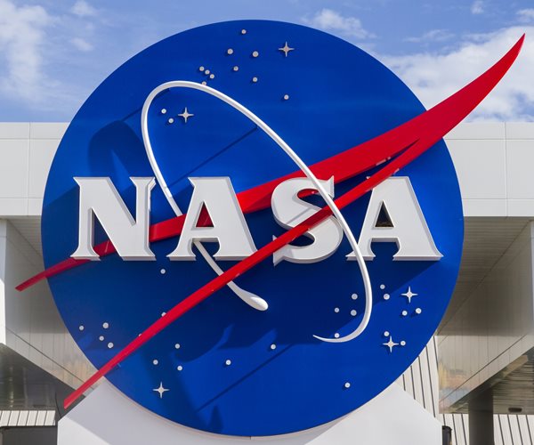 NASA Scraps Spacewalk Amid ISS Medical Concern