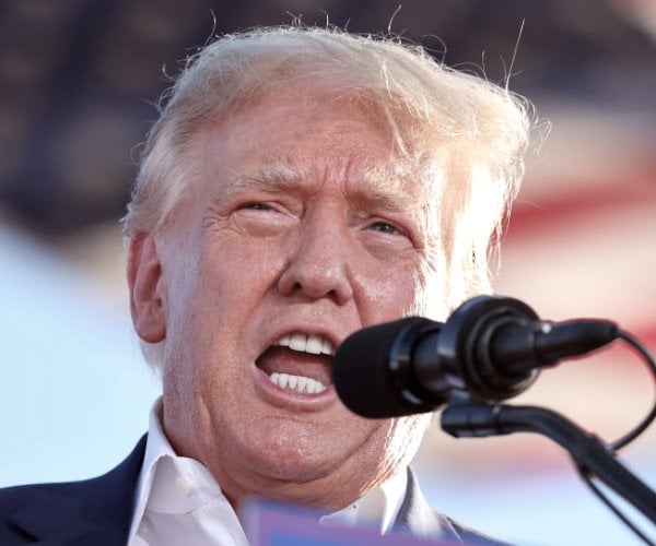 Trump Urges Iran Deal After Bridge Strike Video