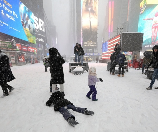 NYC Remote Learning Day Hit by Glitches After Snow Day Vetoed