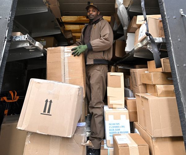 UPS to Slash Another 30,000 Jobs in Revamp Push