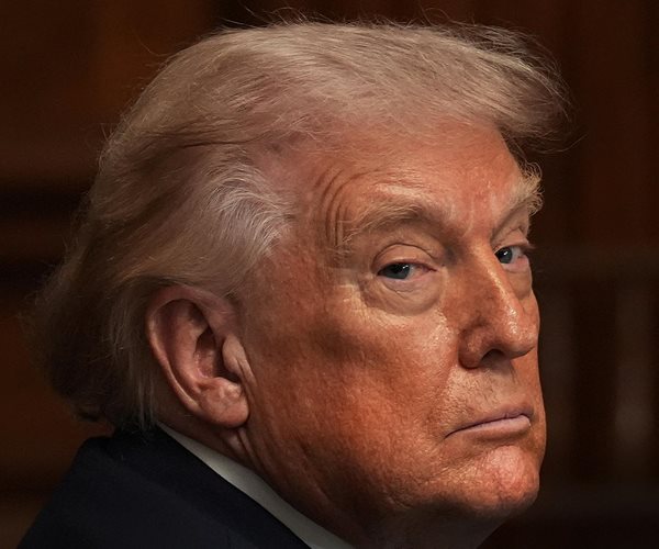 CBS Poll: Few Americans See Clear US Goals or Progress in Iran