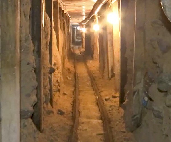 Cartels Offer $6K VIP 'Ticket' Into US From Mexico