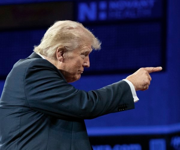 Trump Urges ICE, DHS to Publicize Criminal Arrests