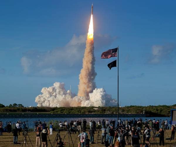 Ret. Astronaut to Newsmax: Heat Shield Ablation Key as Artemis II Crew Heads to Moon