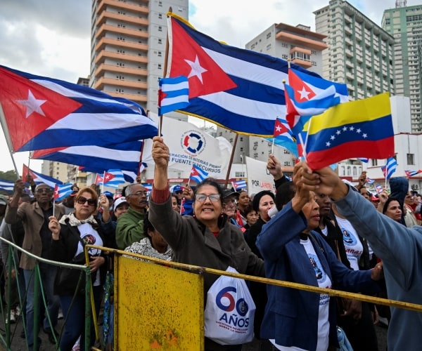 Cuba Holds Mass Protest Over US Strike in Venezuela