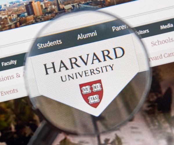 Longtime Harvard Professor Quits, Cites Culture Shift