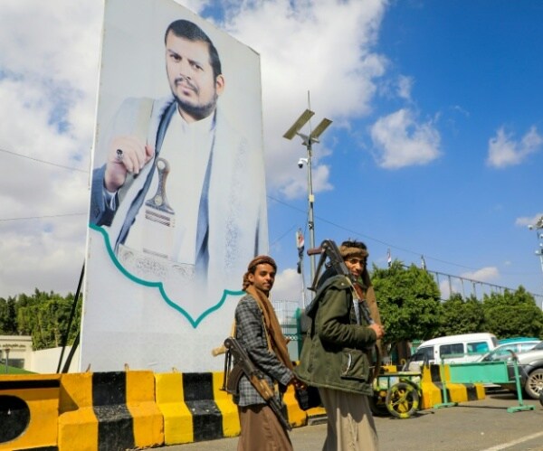 Houthis&colon; US Ship Hit in Gulf of Aden Attack