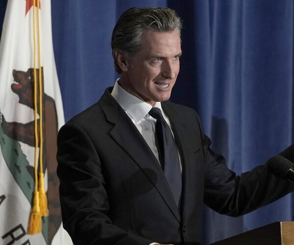 Calif. Gov. Newsom Mulls 'Immigrant Support Network'