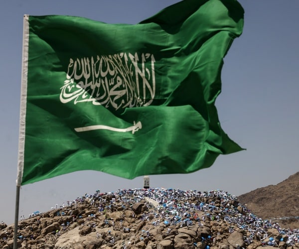 Saudis Urge US to End Blockade