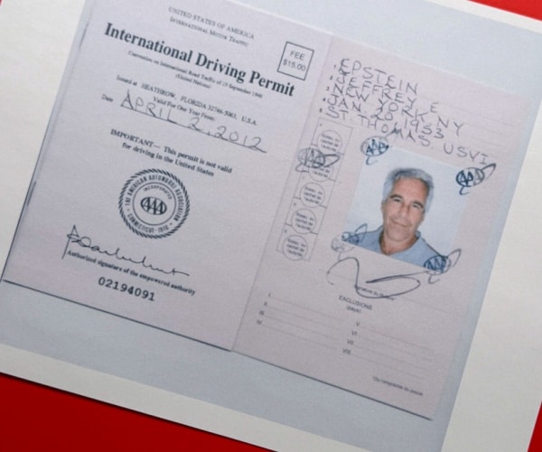 Report: Epstein Befriended Customs Officers