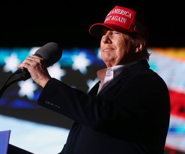 Rasmussen Poll: Independents Help Trump Lead Harris