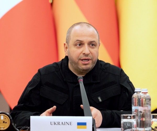 Top Ukrainian Negotiator: Talks With US to Continue in Davos