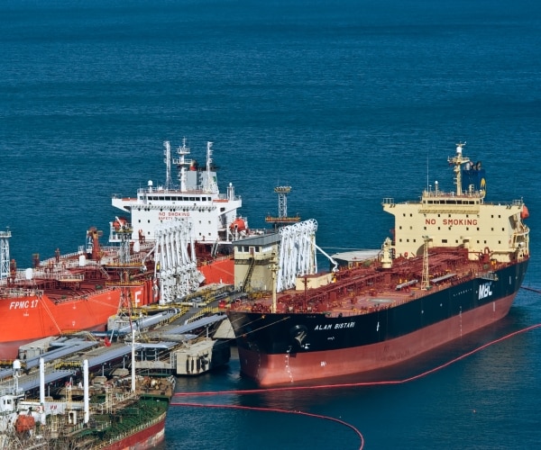 Japan Weighs Russian Crude After US Sanctions Waiver