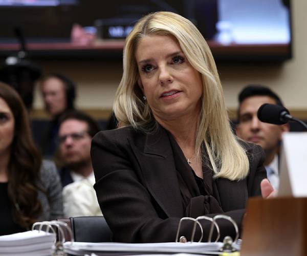 House Democrats Press Bondi on Epstein Search Tracking