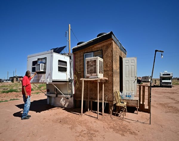 'America Has to Come First': Trump Wins Favor with Native Americans