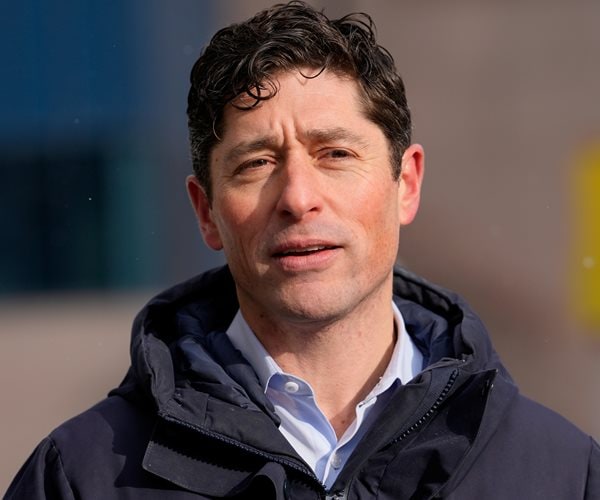 Minneapolis Mayor to Protesters: Be Peaceful or 'Go Home'