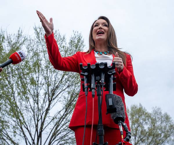 Rollins: US Working to Ease Fertilizer Costs