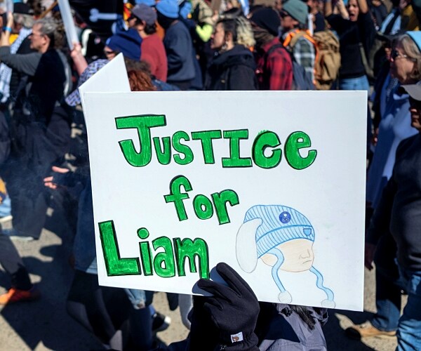 Minn. Dad Denies DHS Claim He Abandoned 5-Year-Old Son