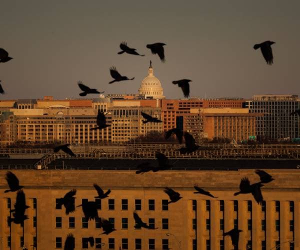 WH: Some Press 'Bullied' Into Pentagon Walkout