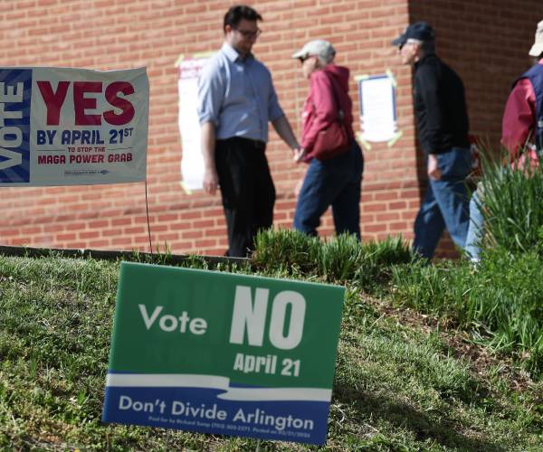 Va. High Court to Hear Map Referendum Challenge Monday