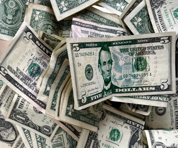 Trump Signature Set for US Currency in Historic First