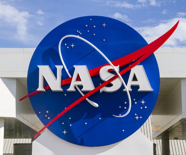 NASA Consolidating Library Services