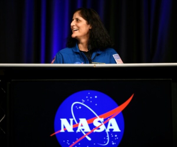 NASA Astronaut Stuck in Space for 9 Months Retires