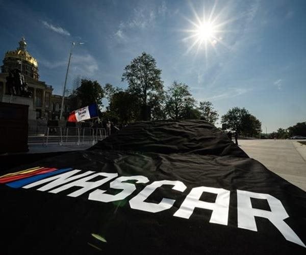 Former NASCAR Driver's Plane in Fatal N.C. Crash