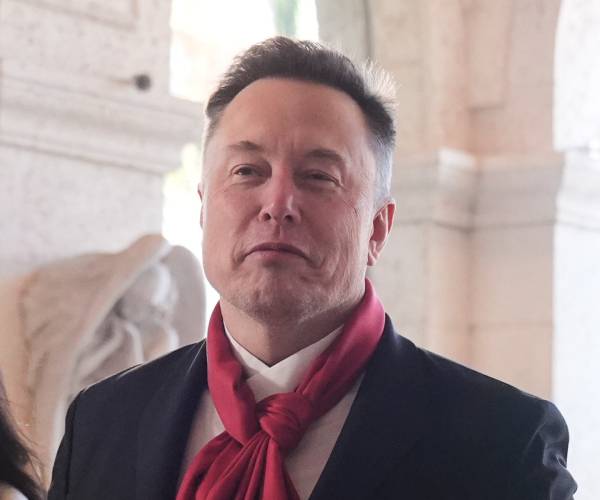 Musk Tops Forbes 2026 Billionaires List