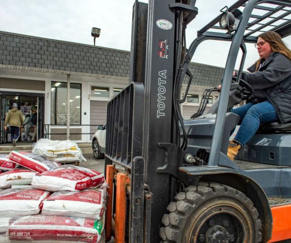Winter storm to blast us northeast with blizzard-like conditions