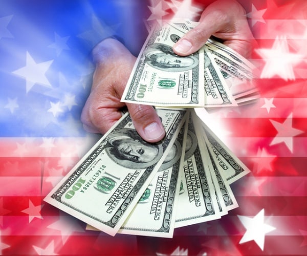 Poll: Voters Wary of AI, Crypto as Super PACs Surge