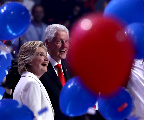 Clintons-GettyImages-584450810.jpg